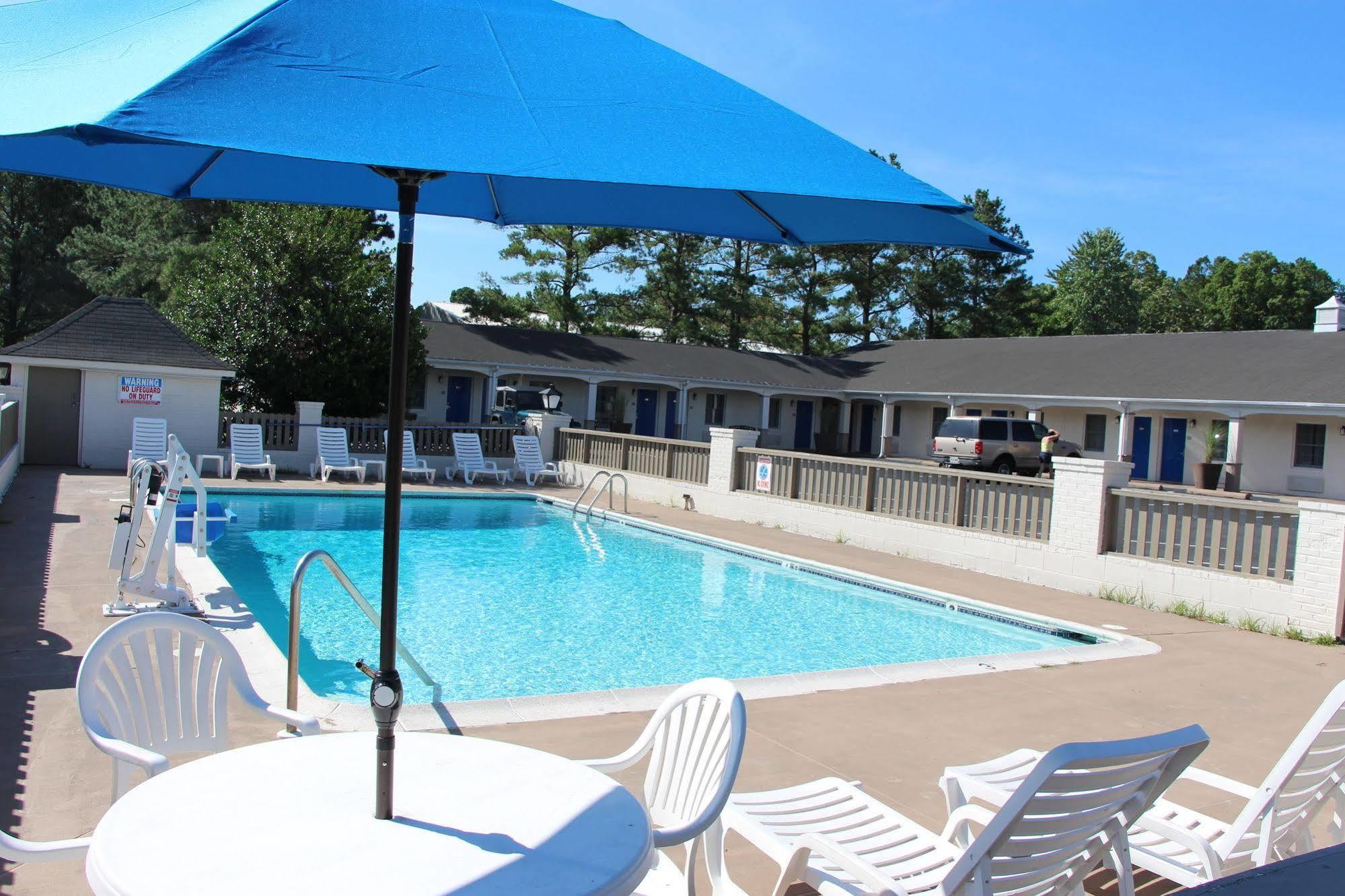 St. Michaels Inn Exterior photo